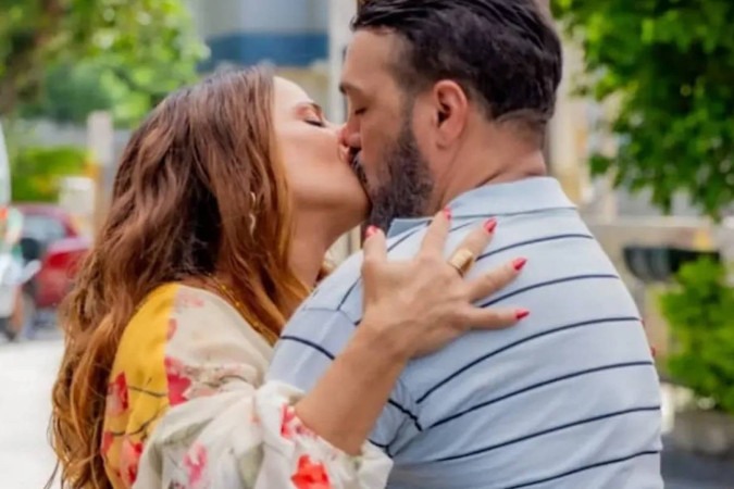 Belo abre o jogo sobre beijo com Viviane Araújo em Três Graças: “Química verdadeira” -  (crédito: Observatório dos Famosos)