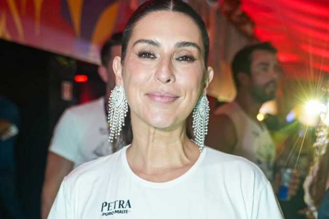 ‘É um Carnaval que eu sempre espero chegar’, diz Fernanda Paes Leme sobre a folia baiana -  (crédito: Observatório dos Famosos)