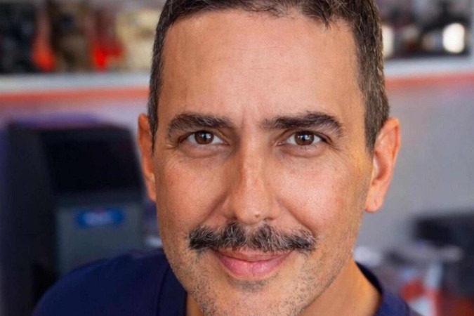 André Marques esclarece dúvida dos fãs e responde se é bissexual -  (crédito: Observatório dos Famosos)