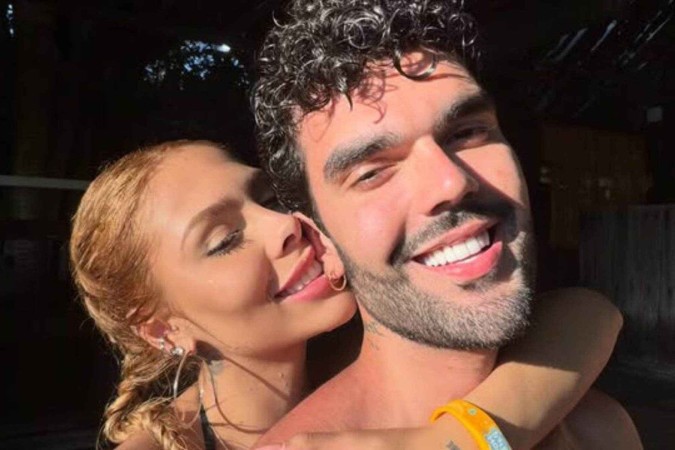 Victoria Miranda posa de biquíni com Luan Pereira e fãs levantam suspeitas de gravidez -  (crédito: Observatório dos Famosos)