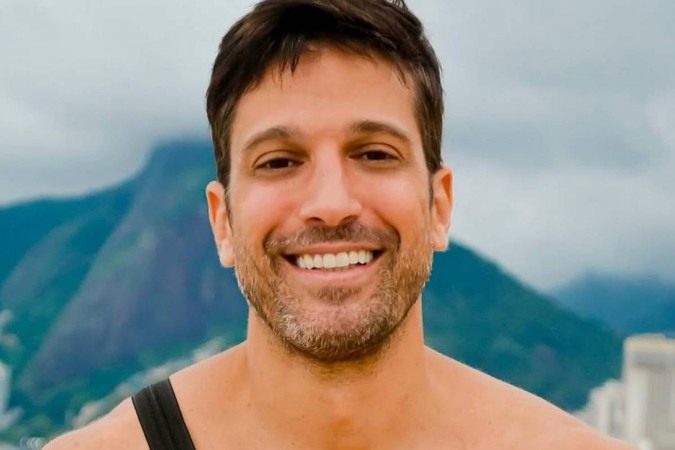 Por onde anda? Ex-galã, irmão de Luciana Gimenez fala sobre sumiço das novelas -  (crédito: Observatório dos Famosos)