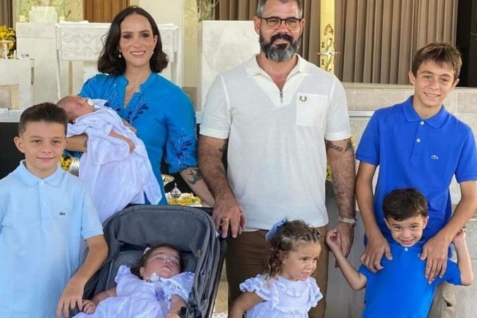 Esposa de Juliano Cazarré afirma que ser mãe de seis filhos é uma “missão” com Deus -  (crédito: Observatório dos Famosos)