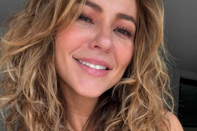 Paolla Oliveira usa lingerie em ensaio e anima web: “Perfeita” -  (crédito: Observatório dos Famosos)