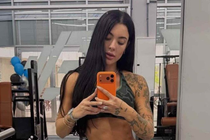 Namorada de Belo se exibe de biquíni em vídeo e shape sarado vira assunto: “Seca” -  (crédito: Observatório dos Famosos)