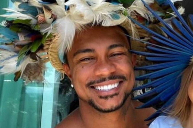 Xamã, o Bagdá de Três Graças, compartilha foto rara com a filha e encanta internautas -  (crédito: Observatório dos Famosos)