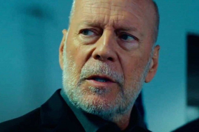 Foto rara mostra como está Bruce Willis três anos após diagnóstico de demência -  (crédito: Observatório dos Famosos)
