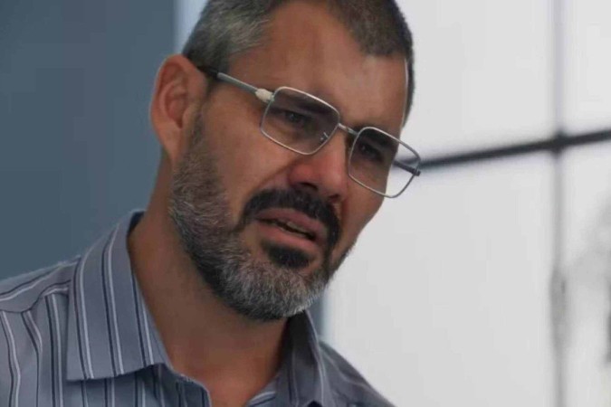 Juliano Cazarré retorna como Adauto em Avenida Brasil 2 -  (crédito: Obeservatório da TV)