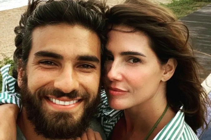 Hugo Moura fala sobre como é a relação com Deborah Secco após separação -  (crédito: Observatório dos Famosos)