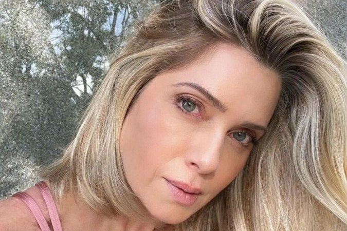 Letícia Spiller relembra época como Paquita e confessa: “Momentos difíceis” -  (crédito: Observatório dos Famosos)