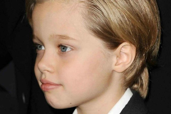 Cresceu! Filha de Angelina Jolie, Shiloh aparece em clipe de k-pop e impressiona ao ser a ‘cara’ da mãe -  (crédito: Observatório dos Famosos)