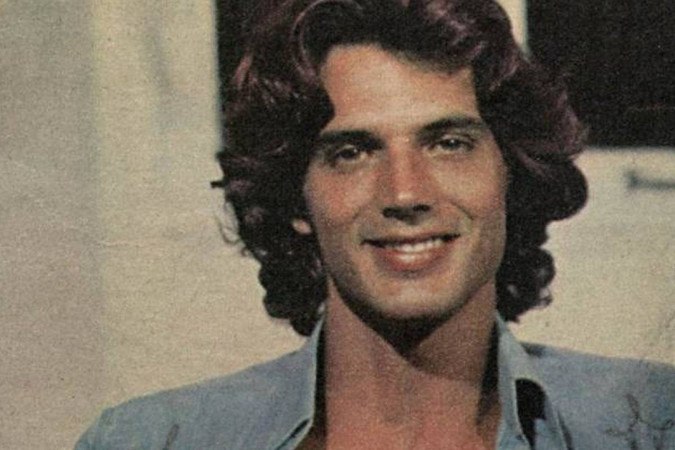Ex-“Homem mais Bonito do Brasil” revela por que está longe da carreira de ator até hoje -  (crédito: Observatório dos Famosos)
