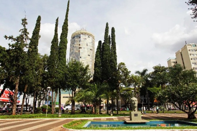 Clínica de reabilitação em Uberlândia: como funciona o tratamento e o papel da Clínica Esperança -  (crédito: Observatório dos Famosos)