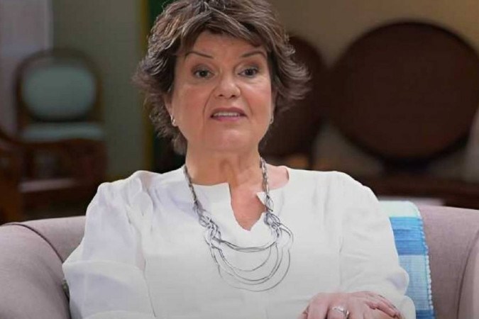 Fora da Globo, Elizabeth Jhin admite incômodo por falta de reprise das suas novelas -  (crédito: Observatório dos Famosos)