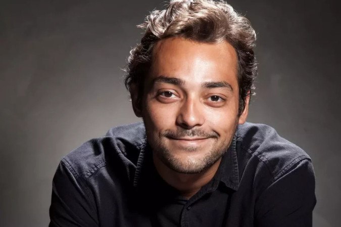 Eduardo Sterblitch assume protagonismo em nova novela do Globoplay -  (crédito: Obeservatório da TV)