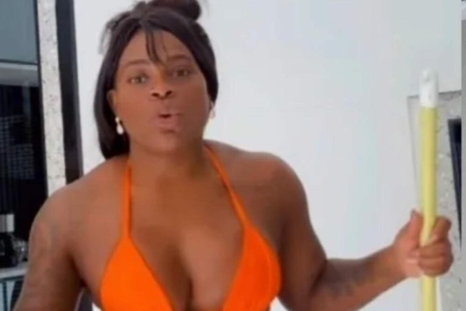 Jojo Todynho surpreende ao surgir de biquíni após perde mais de 90kg -  (crédito: Observatório dos Famosos)