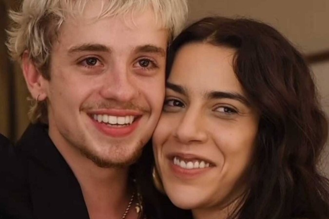 Juliano Floss não se contém e implora para Marina Sena: “Volta pra mim” -  (crédito: Observatório dos Famosos)