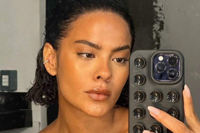 Bella Campos relata episódio de depressão durante novela da Globo: “Anestesiada” -  (crédito: Observatório dos Famosos)