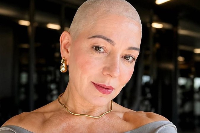 Mãe de Lucas Lucco surpreende ao falar sobre ficar careca: “Coisa complicada” -  (crédito: Observatório dos Famosos)