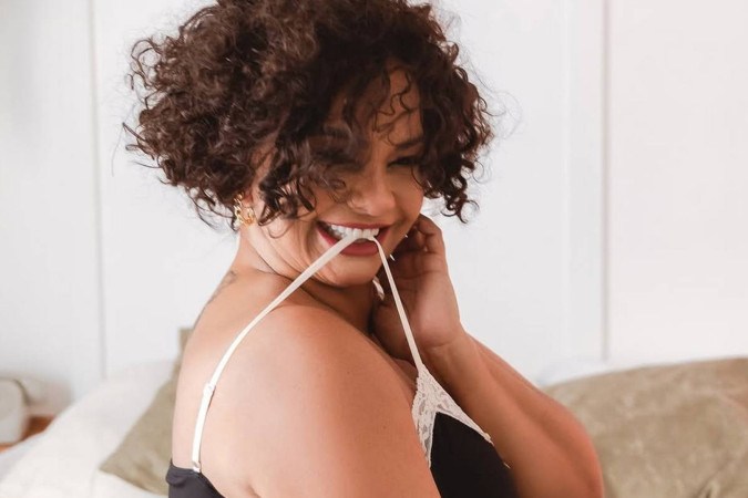 Solange Couto afirma ter sido percussora do biquíni fio dental: “Não gosto de grande” -  (crédito: Observatório dos Famosos)
