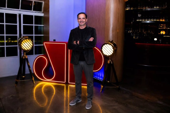 Jovem Pan lança novo programa comandado por Carioca -  (crédito: Obeservatório da TV)
