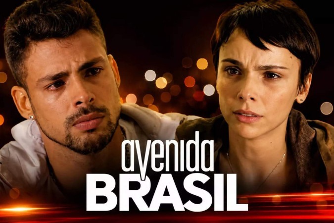 Nina abandona Jorginho no aeroporto e destrói sonho do casal em Avenida Brasil -  (crédito: Obeservatório da TV)