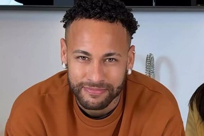 Jornalista surpreende ao fazer revelação íntima sobre Neymar: “Trepa sem camisinha” -  (crédito: Observatório dos Famosos)