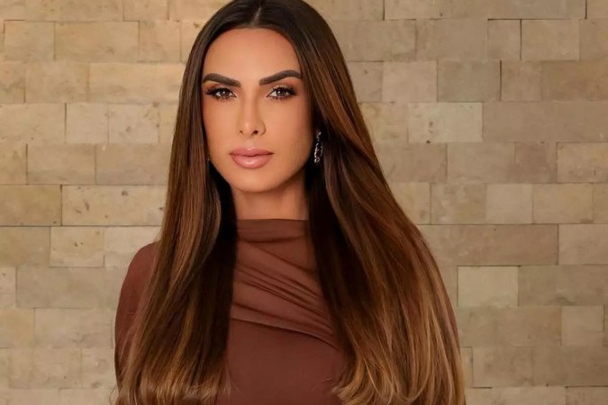 Nicole Bahls revela uso de prótese de franja após transplante capilar -  (crédito: Observatório dos Famosos)