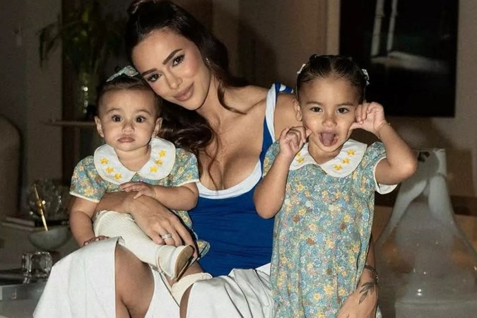 Bruna Biancardi revela insegurança que enfrentou após o nascimento das filhas: “Preciso de ajuda” -  (crédito: Observatório dos Famosos)