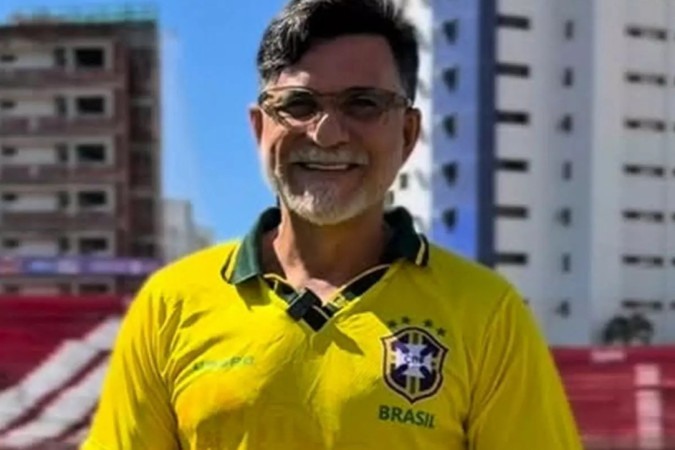 Quem é Ricardo Rocha, ex-zagueiro da Seleção que foi preso por dívida de pensão -  (crédito: Observatório dos Famosos)
