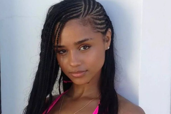 Tyla: vezes que a cantora que brilhou na abertura da Copa do Mundo sensualizou de biquíni -  (crédito: Observatório dos Famosos)