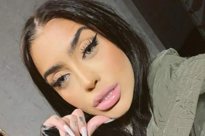 MC Mirella sensualiza de calcinha rendada na lavanderia e empolga: “Dei zoom” -  (crédito: Observatório dos Famosos)