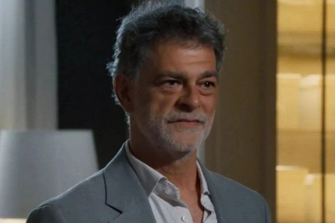 Eduardo Moscovis troca morto-vivo por bígamo em nova novela da Globo -  (crédito: Obeservatório da TV)