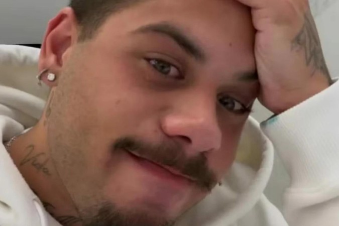 Zé Felipe choca ao revelar nova promessa aos fãs: “Grandão” -  (crédito: Observatório dos Famosos)