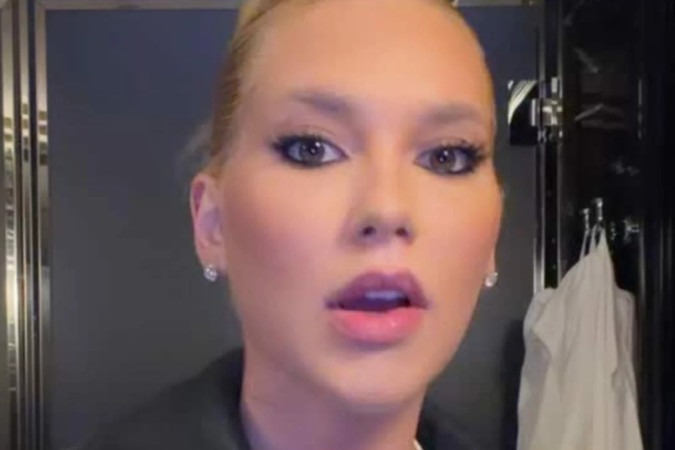 Virginia visita Memorial do 11 de Setembro e reclama de energia: “Saindo sangue” -  (crédito: Observatório dos Famosos)