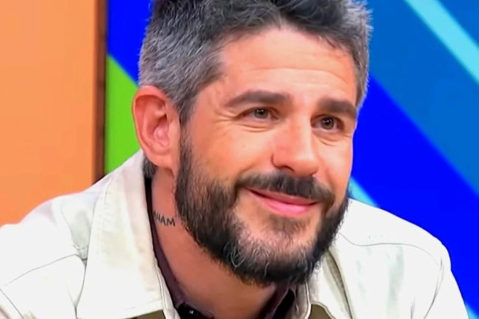 Pedro Neschling diz que diagnóstico de surdez foi tardio: “Paranoia” -  (crédito: Observatório dos Famosos)