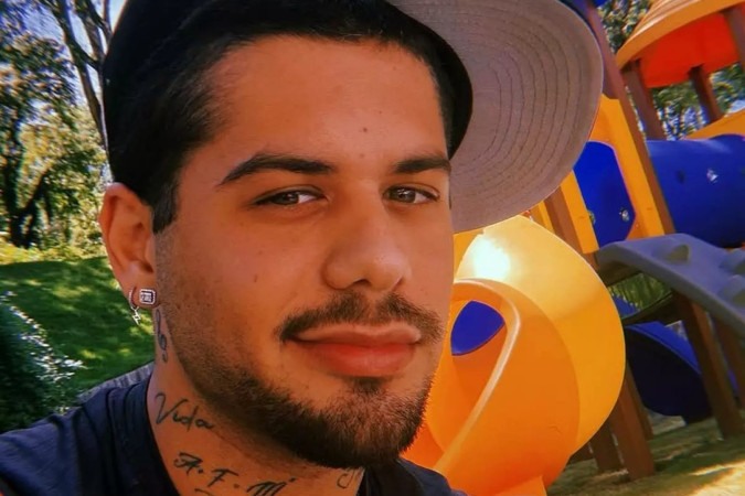 Zé Felipe revela lugar mais inusitado onde já fez sexo no passado: “Peguei uns quatro carrapatos” -  (crédito: Observatório dos Famosos)