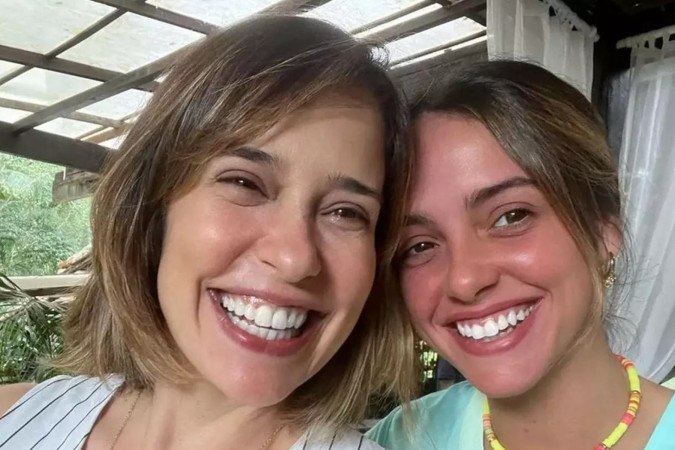 Ana Clara Winter, filha de Palomma Duarte, estreia como jornalista em Quem Ama Cuida -  (crédito: Obeservatório da TV)