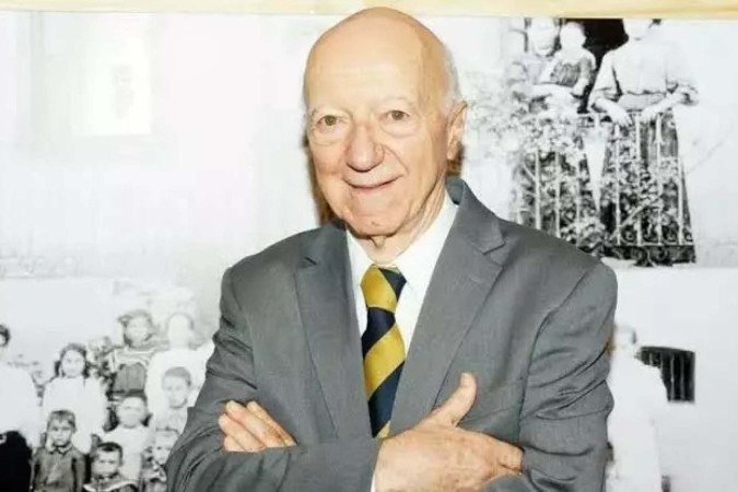 Morre aos 93 anos Claudio Carsughi, ícone do jornalismo esportivo e ex-comentarista da ESPN e SporTV -  (crédito: Obeservatório da TV)