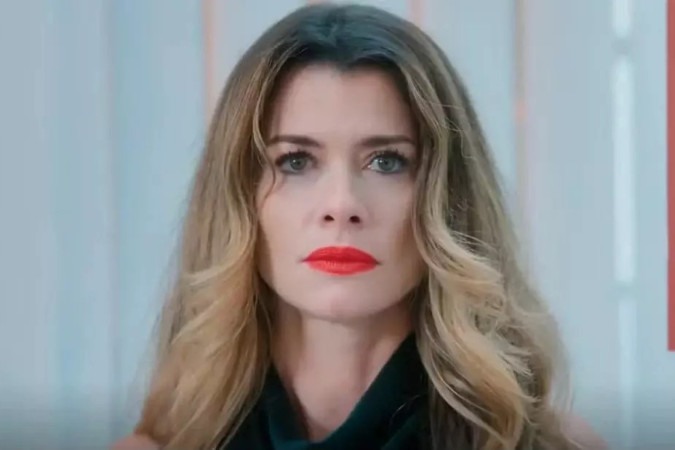 Por Você: Vanessa é punida por Bela após humilhar funcionária do hospital -  (crédito: Obeservatório da TV)