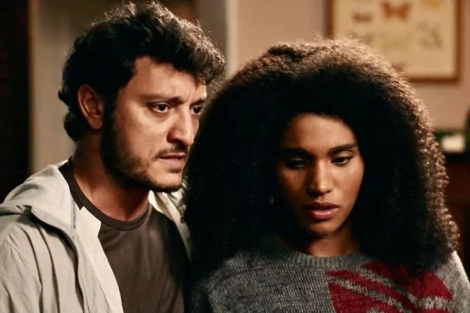 Quem Ama Cuida: Tom se envolve em nova confusão e Elenice toma atitude inesperada -  (crédito: Obeservatório da TV)
