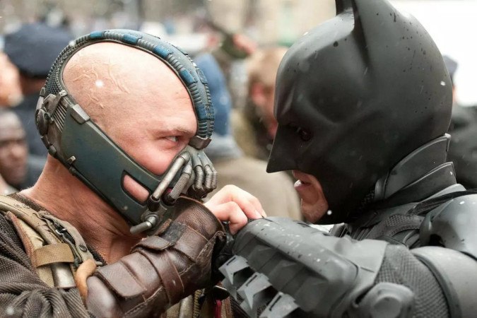 Domingo Maior: Globo exibe superprodução com astro de Hollywood enfrentando ameaça brutal em Gotham -  (crédito: Obeservatório da TV)
