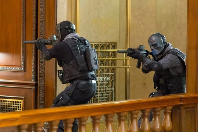 Cine Maior: Record exibe filme de ação com Bruce Willis e Dave Bautista neste domingo (27) -  (crédito: Obeservatório da TV)