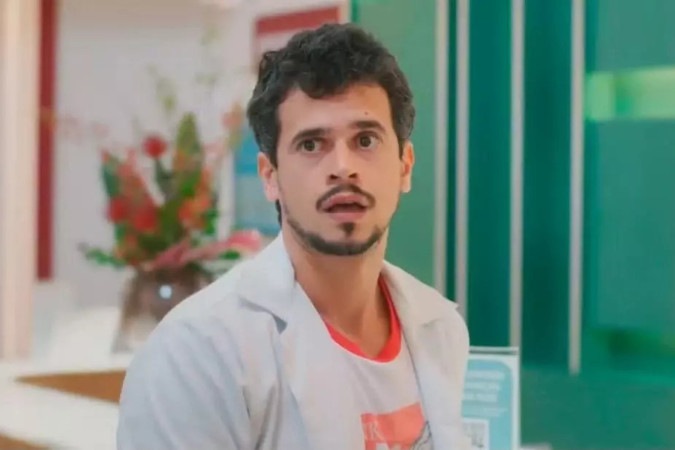 Por Você: Bela termina namoro e dois novos casais se formam na novela -  (crédito: Obeservatório da TV)
