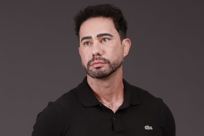 Influenciador Carlos Filhar morre aos 47 anos e deixa carta de despedida nas redes sociais -  (crédito: Observatório dos Famosos)